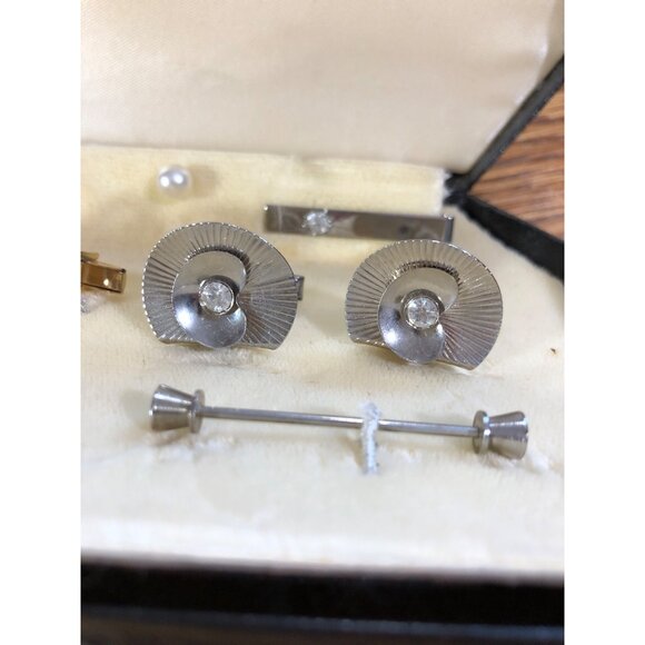 Vintage Stacy Cufflinks Tie Clips Set Mother Of Pearl Rhinestone Details Mens - Picture 4 of 16